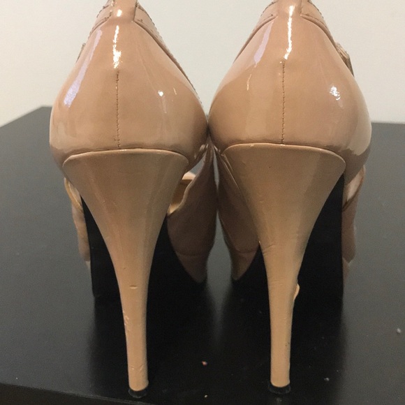 Tan platform paten leather Guess high heels - Picture 5 of 6